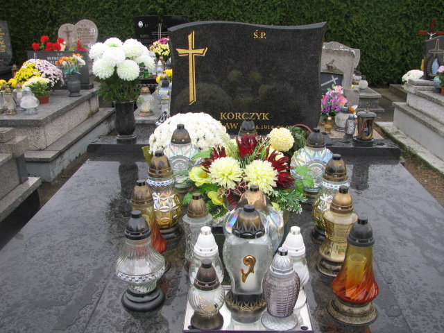 Grób Konstanty Kamiński