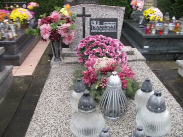 Grób Roman Kamiński